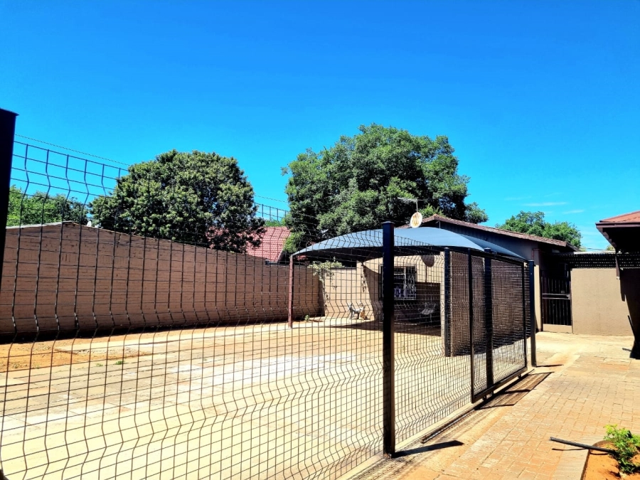 3 Bedroom Property for Sale in Hadison Park Northern Cape